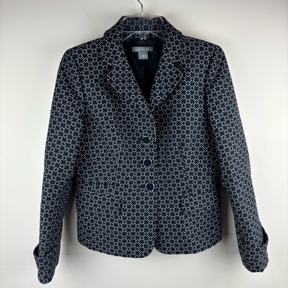 Ann Taylor Navy &White geometric print blazer jacket size 6